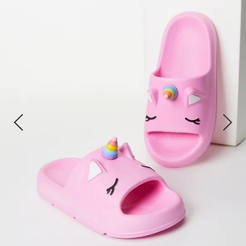 NWT Fab Kids Unicorn Pillow Sandles 3D Unicorn Slide Size 3